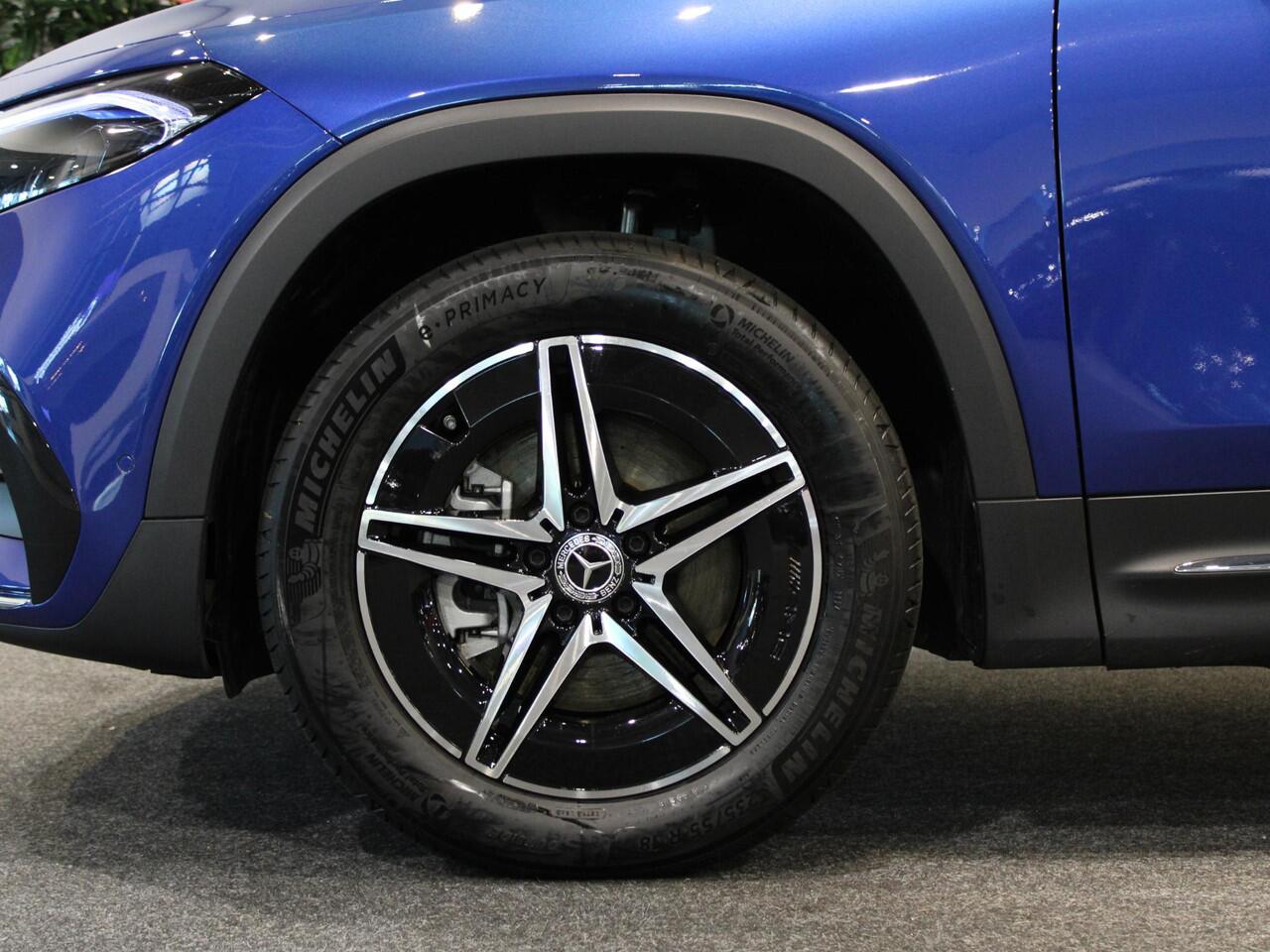 Mercedes-Benz EQB 250+ AMG Line 7p. 71 kWh Panorama dak