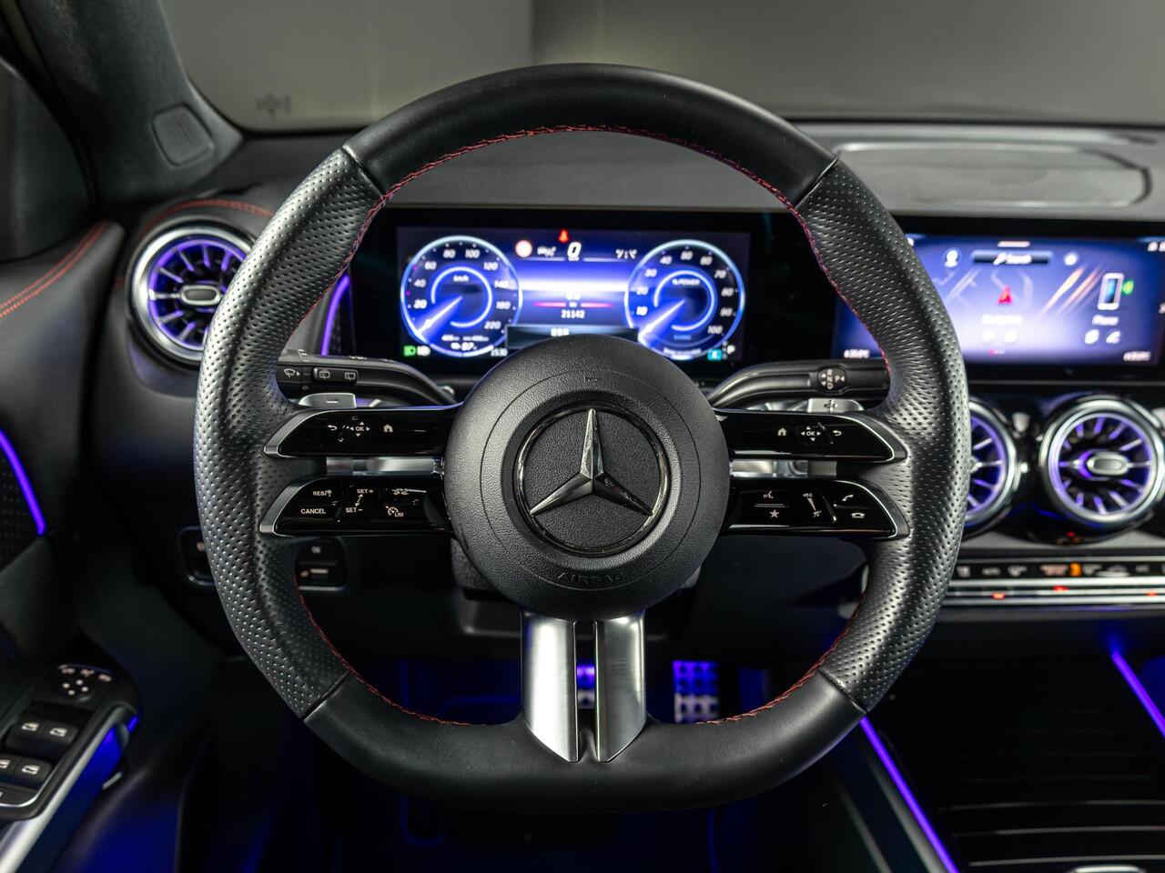 Mercedes-Benz EQB 250+ AMG Line 7p. 71 kWh Panorama dak