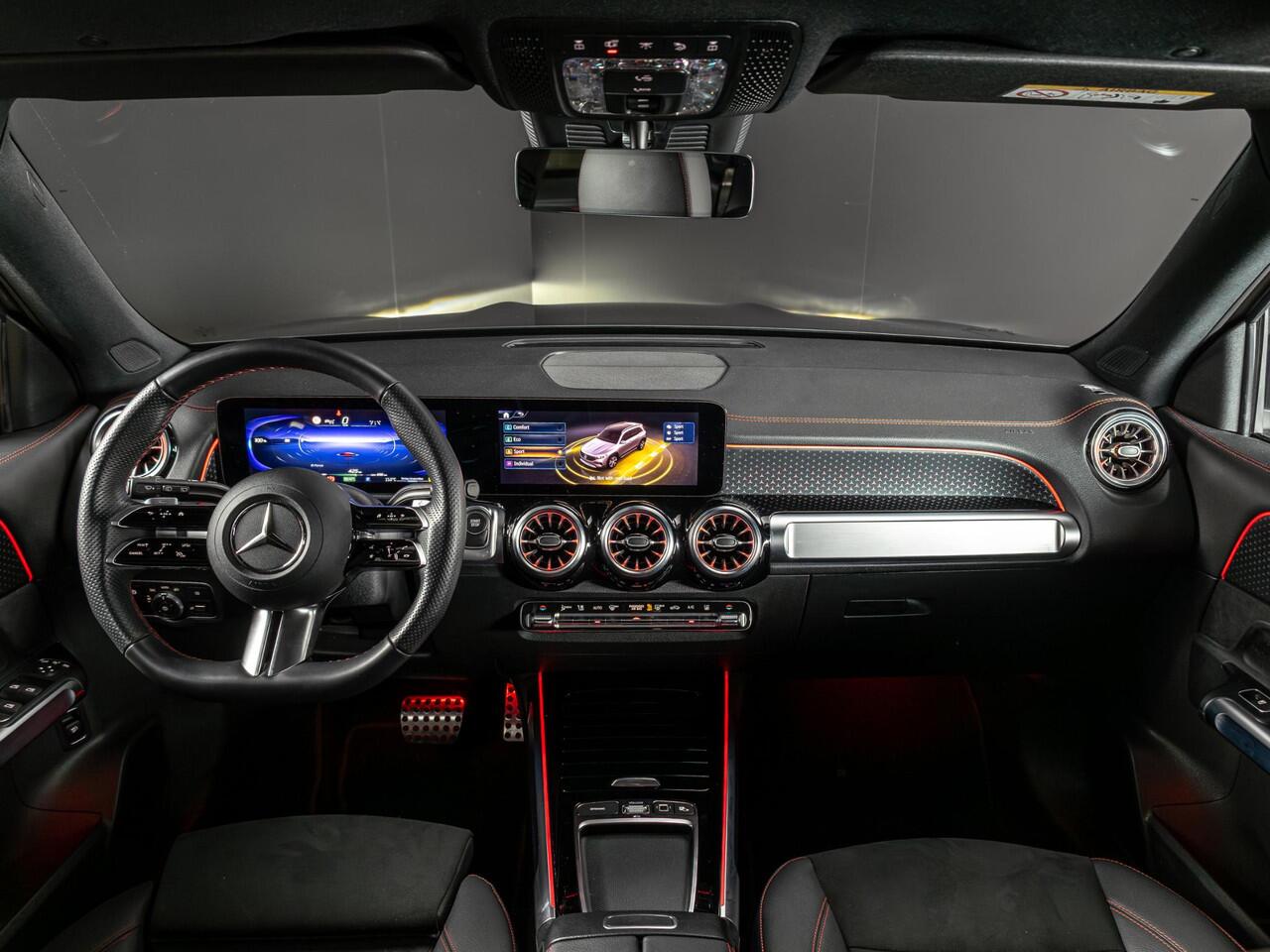 Mercedes-Benz EQB 250+ AMG Line 7p. 71 kWh Panorama dak