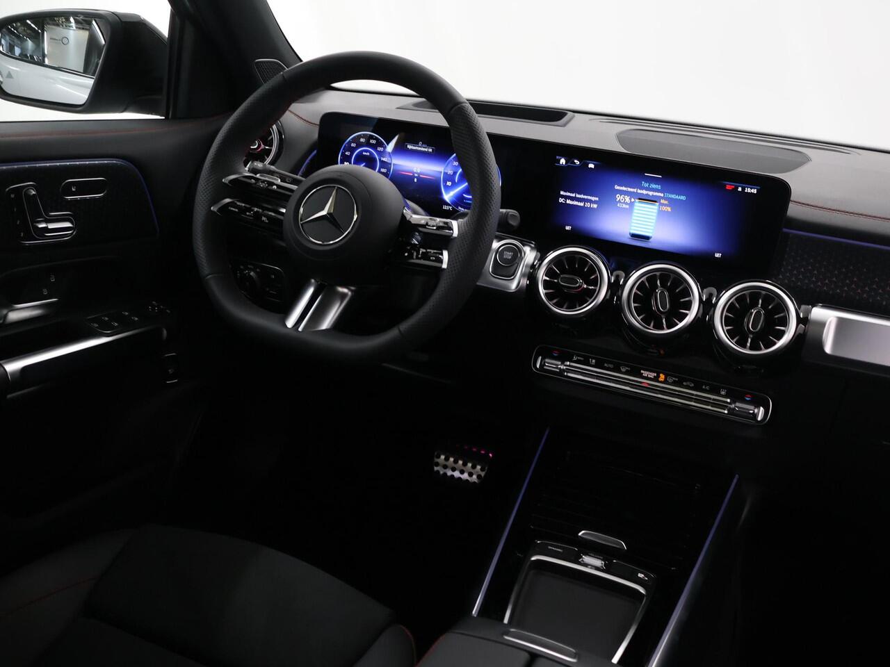 Mercedes-Benz EQB 250+ Business Solution AMG 71 kWh | Panoramaschuifdak | Dodehoekassistent | DAB+ | Led-Koplampen | 360° camera |