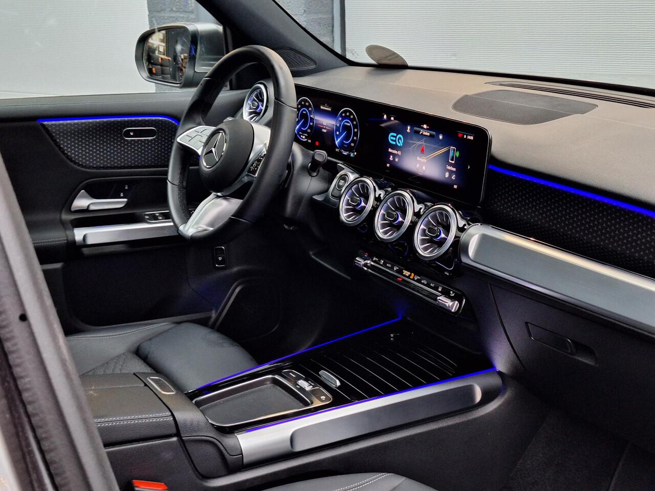 Mercedes-Benz EQB 250+ LIMITED 7-persoons 71 kWh | Panoramadak | Achteruitrijcamera | Cruise Control | Sfeerverlichting | Stoelverwarming | Dodehoekassistentie | Elektrische achterklep