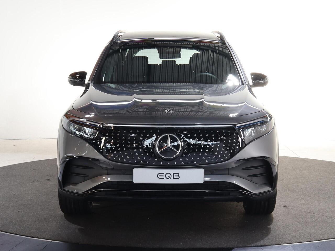 Mercedes-Benz EQB 250+ Business Solution AMG 71 kWh | Panoramaschuifdak | Dodehoekassistent | Led-Koplampen | Head-Up | Burmester |