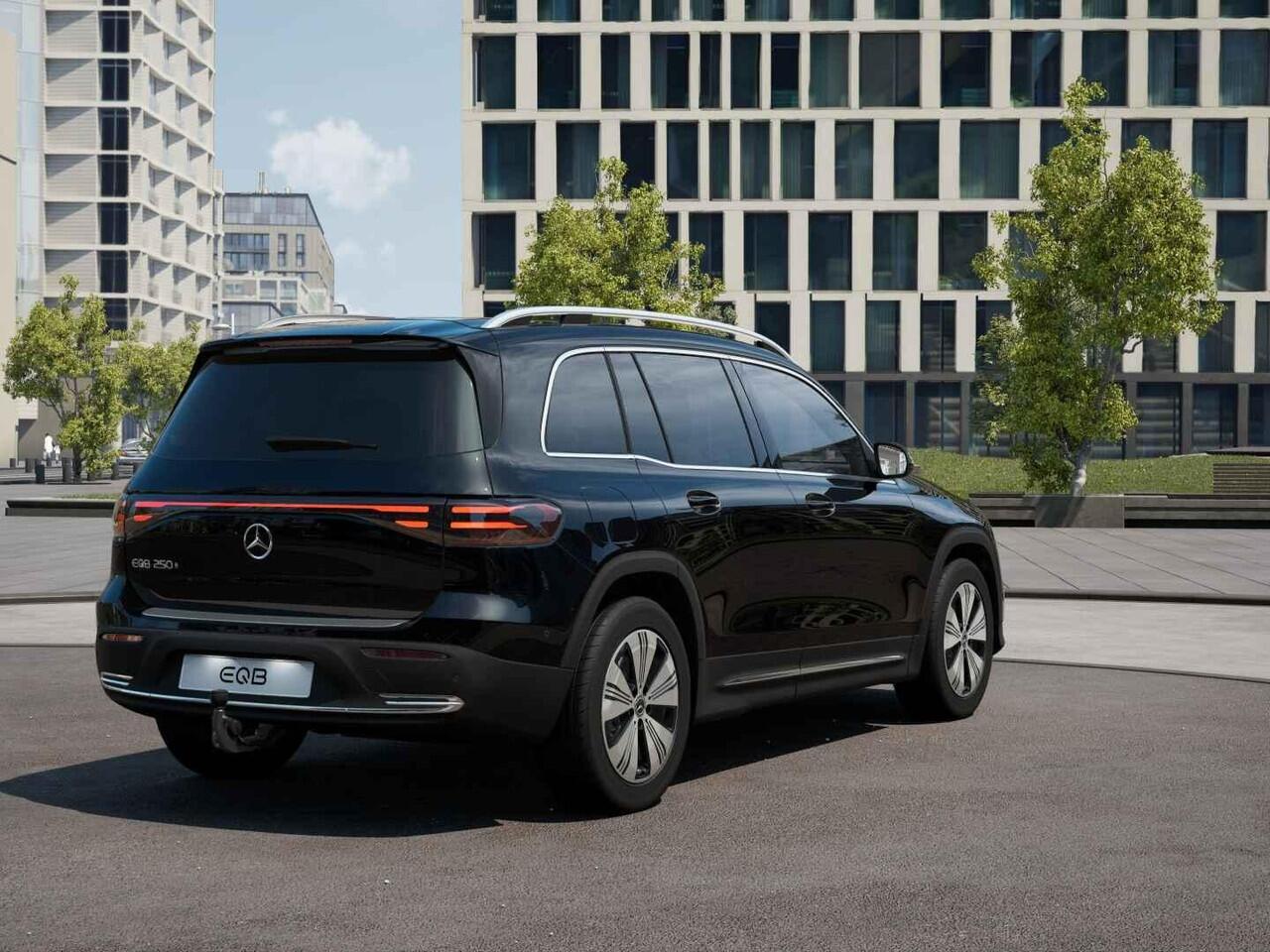 Mercedes-Benz EQB 250+ Essential Line 71 kWh