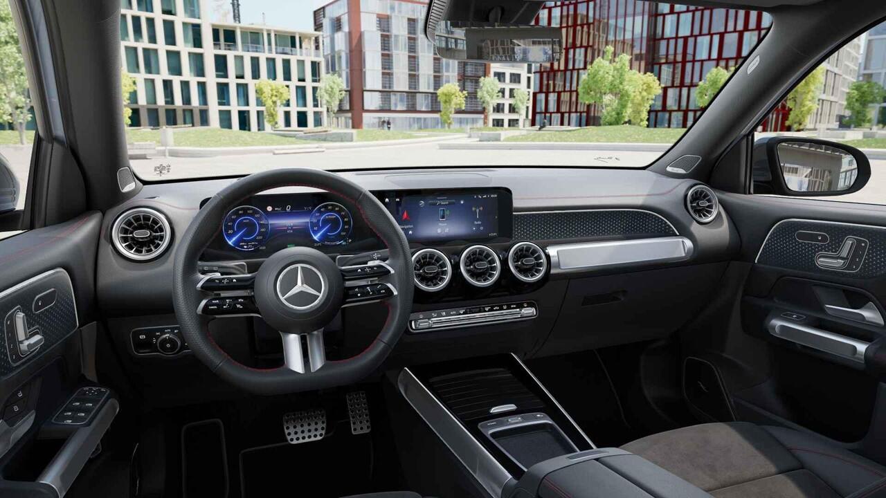 Mercedes-Benz EQB 250+ Business Solution AMG 71 kWh | Panoramaschuifdak | Dodehoekassistent | Led-Koplampen | Head-Up | Burmester |