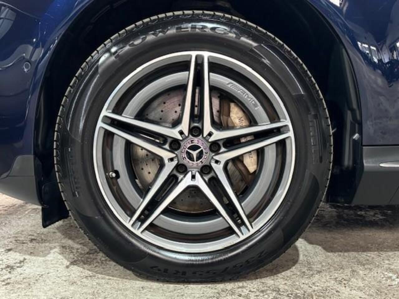 Mercedes-Benz EQC 400 4MATIC Business Solution AMG 80 kWh | Schuifdak | Burmester | Rijassistentie | NL auto | BTW |