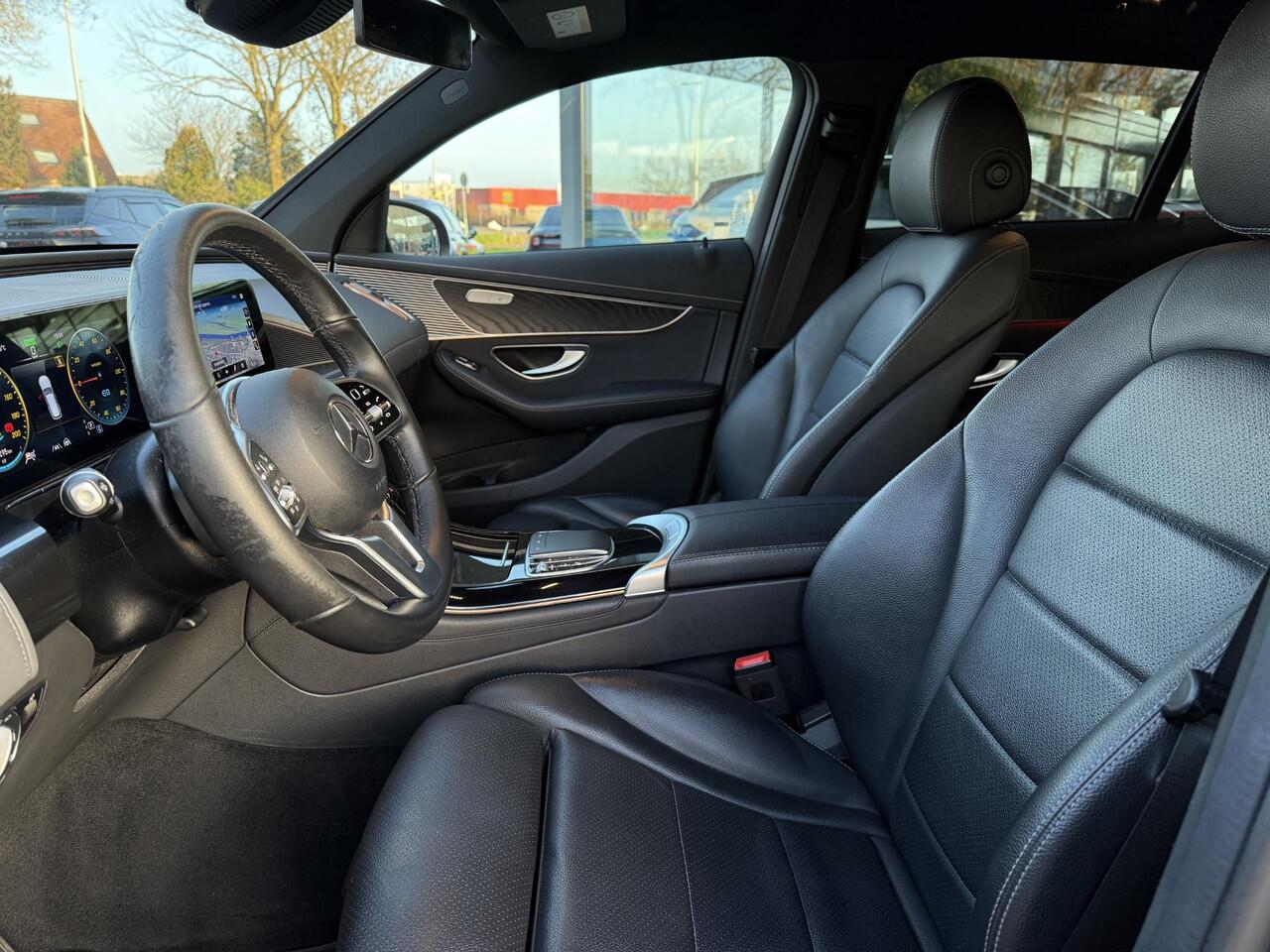 Mercedes-Benz EQC 400 Aut. 4MATIC Sol. Luxury 80 kWh | Navi | Camera | Leder |