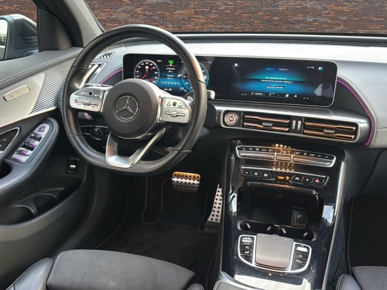 Mercedes-Benz EQC 400 4MATIC AMG 80 kWh ECC LED NAVI