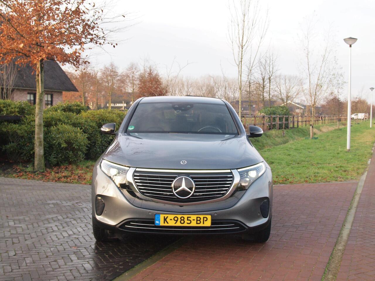 Mercedes-Benz EQC 400 4MATIC Business Solution 80 kWh | SOH 93% | Camera | Sfeerverlichting | Apple Carplay | Adaptieve Cruise Control |