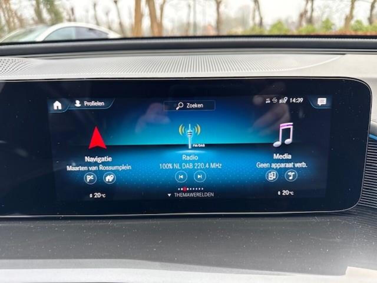 Mercedes-Benz EQC 400 4MATIC 80KWH BUSINESS SOLUTION AMG SOH 93,4% TREKHAAK/SCHUIF- KANTELDAK/LEER/LED/HUP/360CAM/ACARPLAY/FABRIEKSGARANTIE