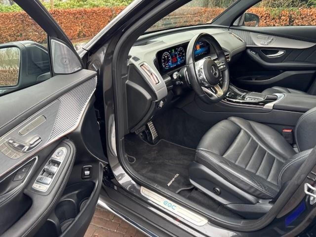 Mercedes-Benz EQC 400 4MATIC 80KWH BUSINESS SOLUTION AMG SOH 93,4% TREKHAAK/SCHUIF- KANTELDAK/LEER/LED/HUP/360CAM/ACARPLAY/FABRIEKSGARANTIE