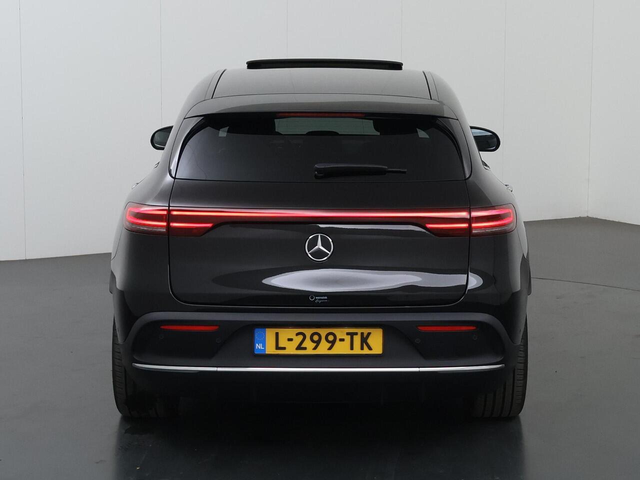Mercedes-Benz EQC 400 4MATIC Business Solution 80 kWh | AMG | Schuif/kanteldak | Burmester | Keyless | Rijassistentiepakket Plus | 360 graden camera |
