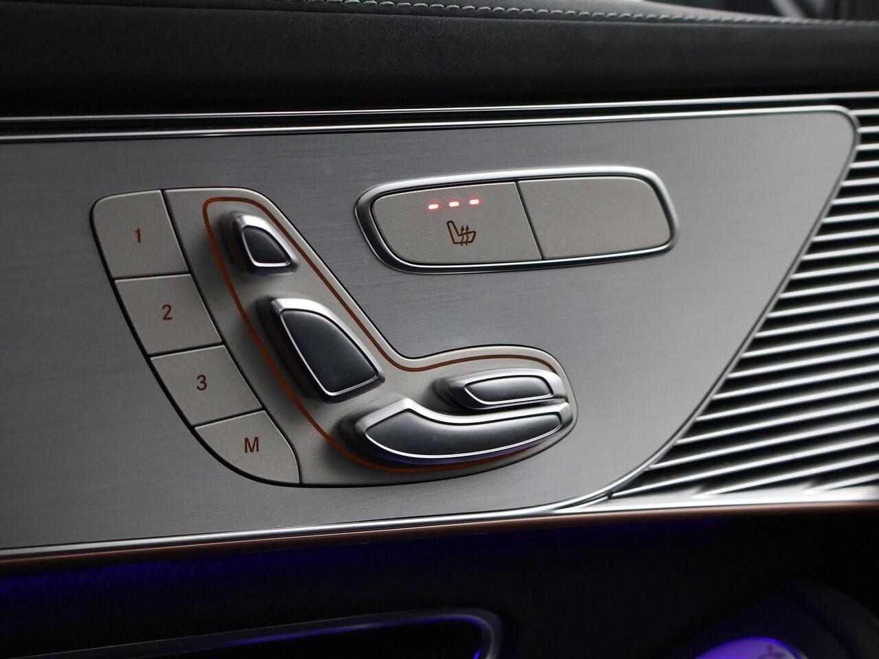 Mercedes-Benz EQC 400 4MATIC 408 PK AMG LINE 97% SOH + 21 INCH | SCHUIFDAK | HEAD-UP | TREKHAAK | 360 CAMERA | SFEERVERLICHTING