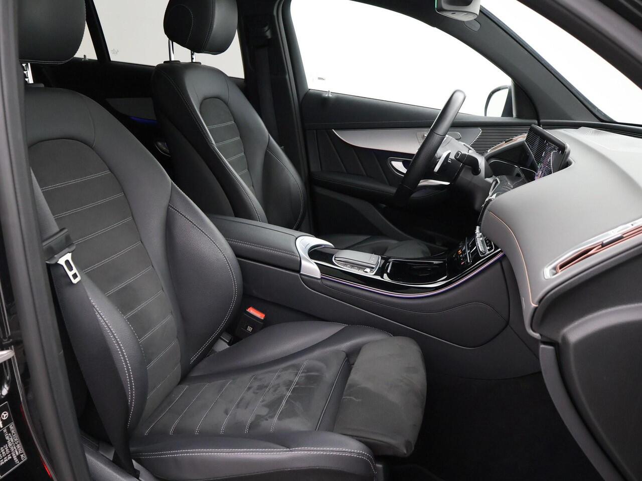 Mercedes-Benz EQC 400 4MATIC 408 PK AMG LINE 97% SOH + 21 INCH | SCHUIFDAK | HEAD-UP | TREKHAAK | 360 CAMERA | SFEERVERLICHTING