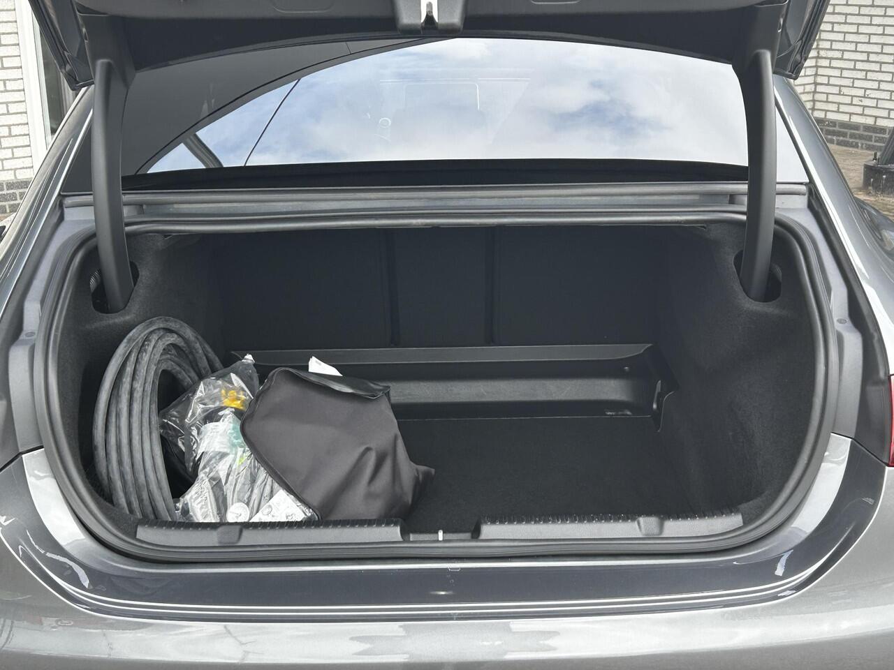 Mercedes-Benz EQE 350+ Launch Edition AMG | Panoramadak | Keyless | Memory