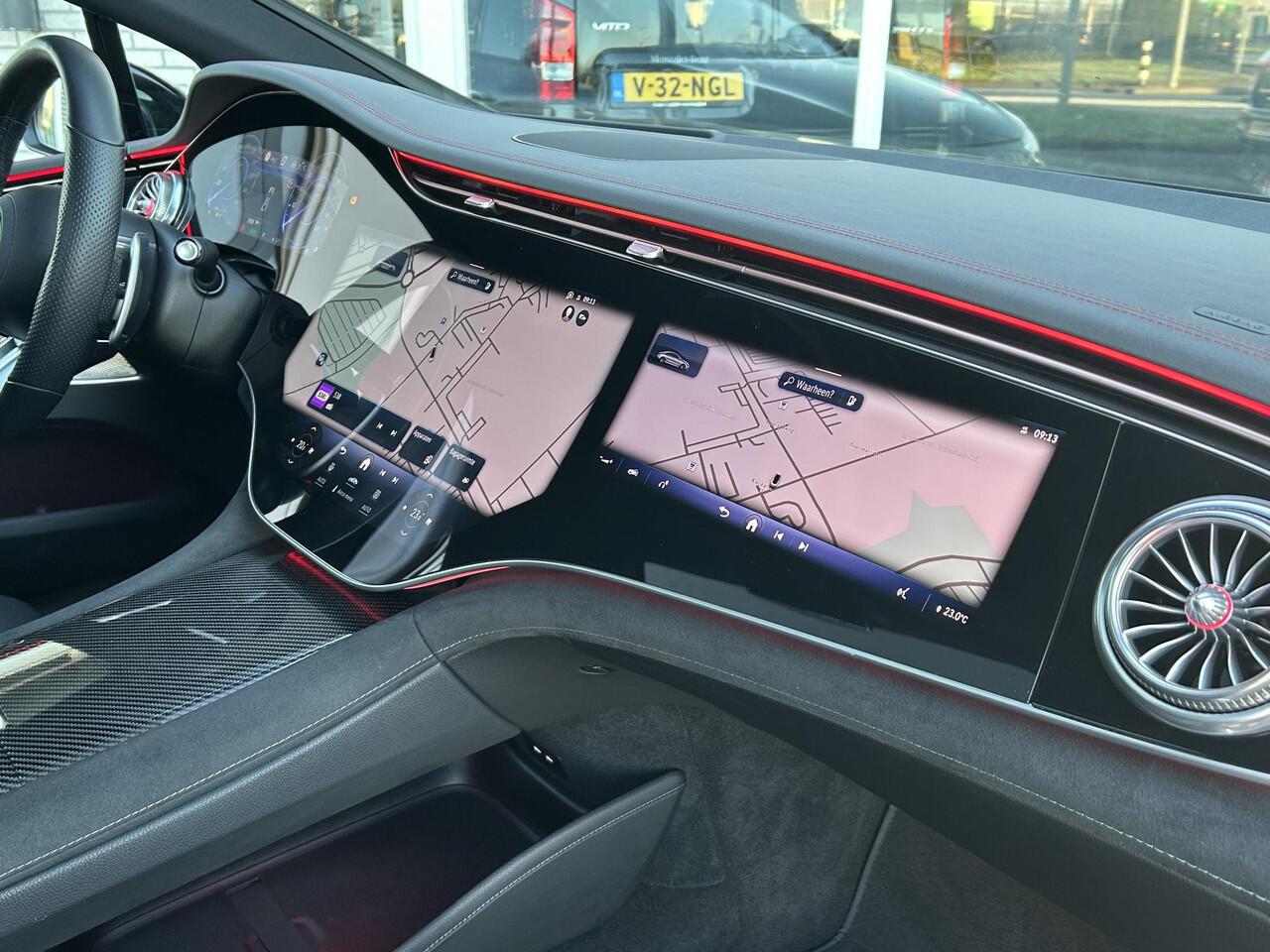 Mercedes-Benz EQE AMG 43 4MATIC 91 kWh | Panoramadak | Burmester | Memorypakket | Head up display|