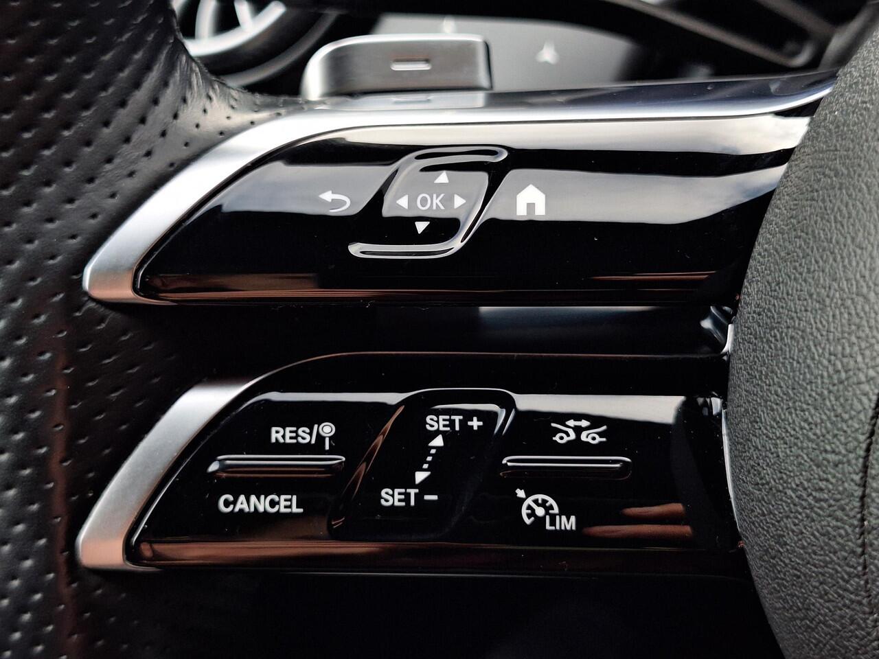 Mercedes-Benz EQE 350+ AMG Line 91 kWh | Panoramadak | Night pakket | Achteruitrijcamera | Memory pakket | Sfeerverlichting | Dodehoekassistentie | Keyless-GO | Elektrische achterklep