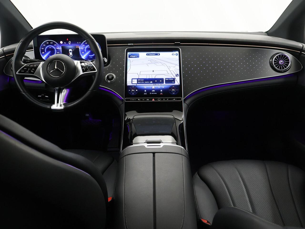 Mercedes-Benz EQE 300 Business Edition 89 kWh | Panoramadak | Achteruitrijcamera | Stoelverwarming |