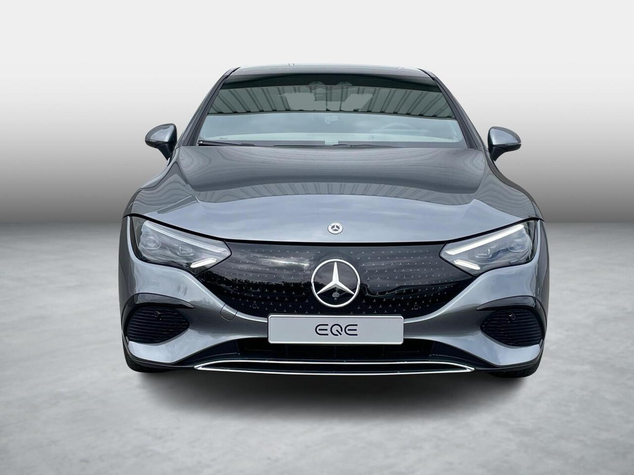 Mercedes-Benz EQE 350 4Matic | Airmatic | Panoramadak | Premium Pakket | Rijassistentiepakket Plus | Burmester 3D Surround | Head-up Display | 360° Camera | Elektrisch Verstelbare Voorstoelen + Memory | Stoelverwarming | Stoelventilatie | Apple CarPlay | Android Auto