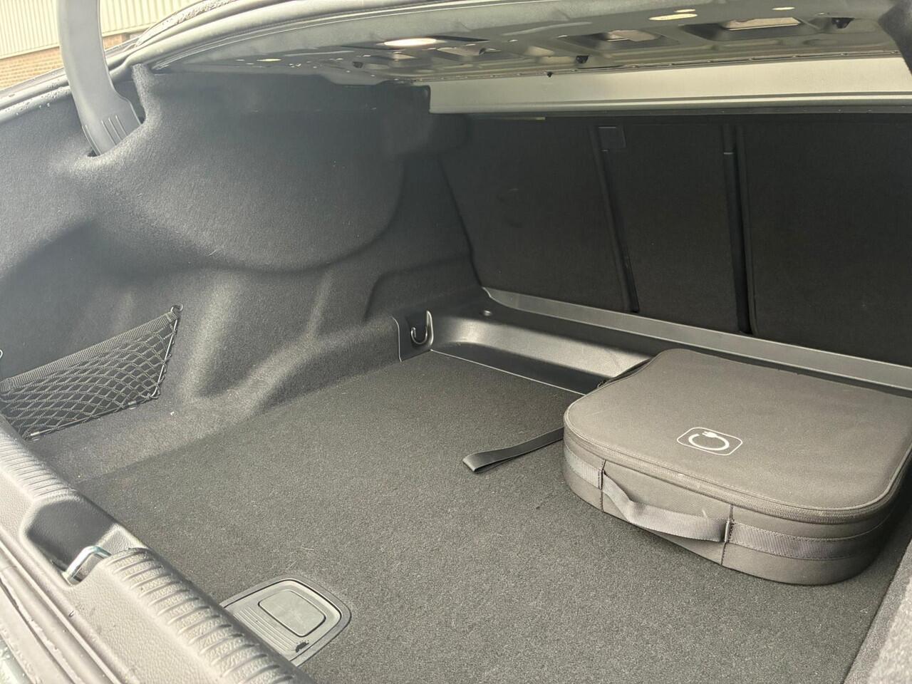 Mercedes-Benz EQE 300 AMG Line | Nightpakket | Panoramadak