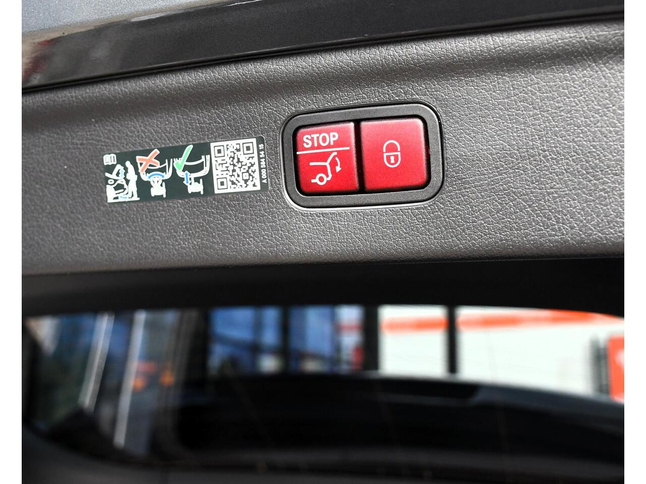 Mercedes-Benz EQE SUV 350+ Luxury Line 91 kWh Distronic, Panoramadak, Trekhaak,