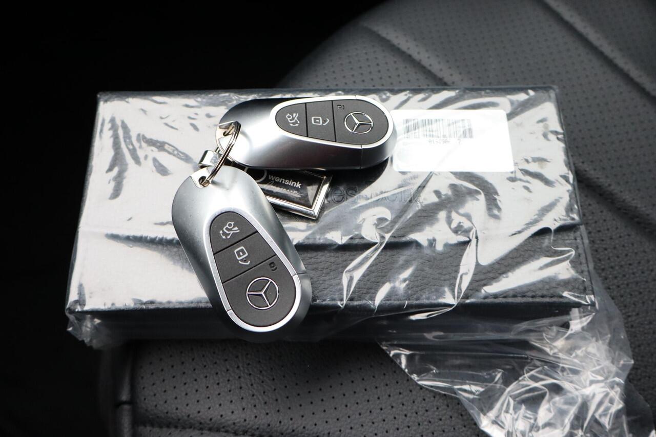 Mercedes-Benz EQE 300 Business Edition 89 kWh Keyless, Virtual Cockpit, Stoelverwarming, Adaptieve Cruise control, Panoramadak