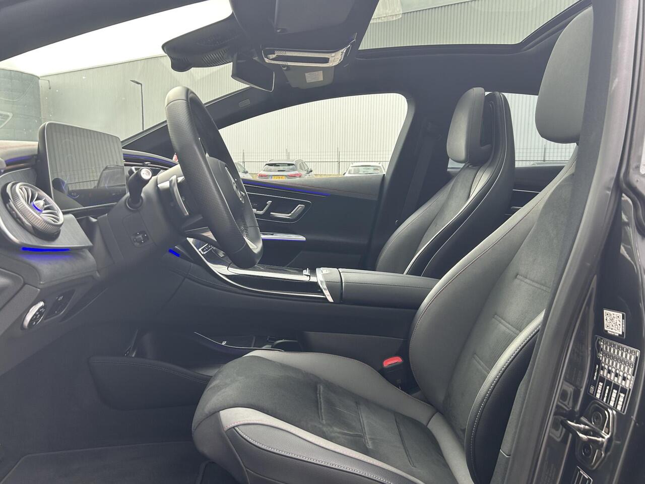 Mercedes-Benz EQE 300 AMG | Head-Up Display | Panoramadak | Achteruitrijcamera | Sfeerverlichting | Memorystoelen |Stoelverwarming | Apple & Android Carplay