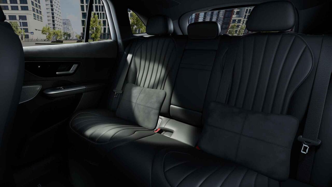 Mercedes-Benz EQE SUV 300 AMG Line 91 kWh | Premium plus | Luchtvering | Trekhaak | Winter pakket | Night pakket |