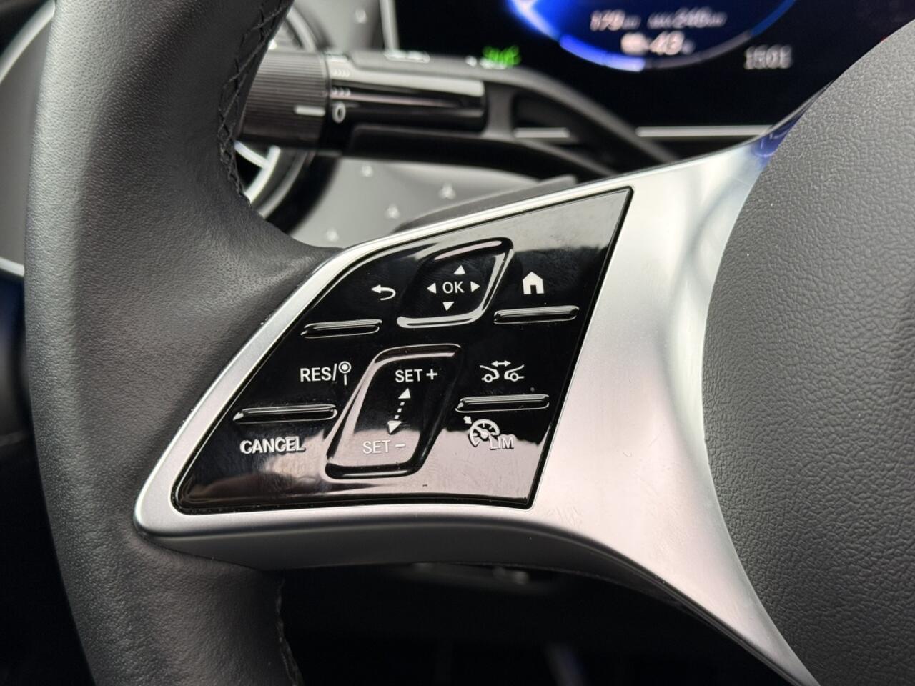 Mercedes-Benz EQE 300 Business Edition | Panoramadak