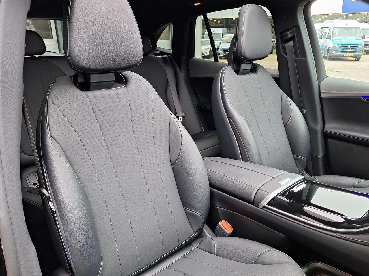 Mercedes-Benz EQE SUV 300 | Panoramadak | Burmester | Rijassistentiepakket | 360° camera | Memory pakket | DIGITAL LIGHT | Sfeerverlichting | Dodehoekassistentie | Keyless-GO | Elektrische achterklep