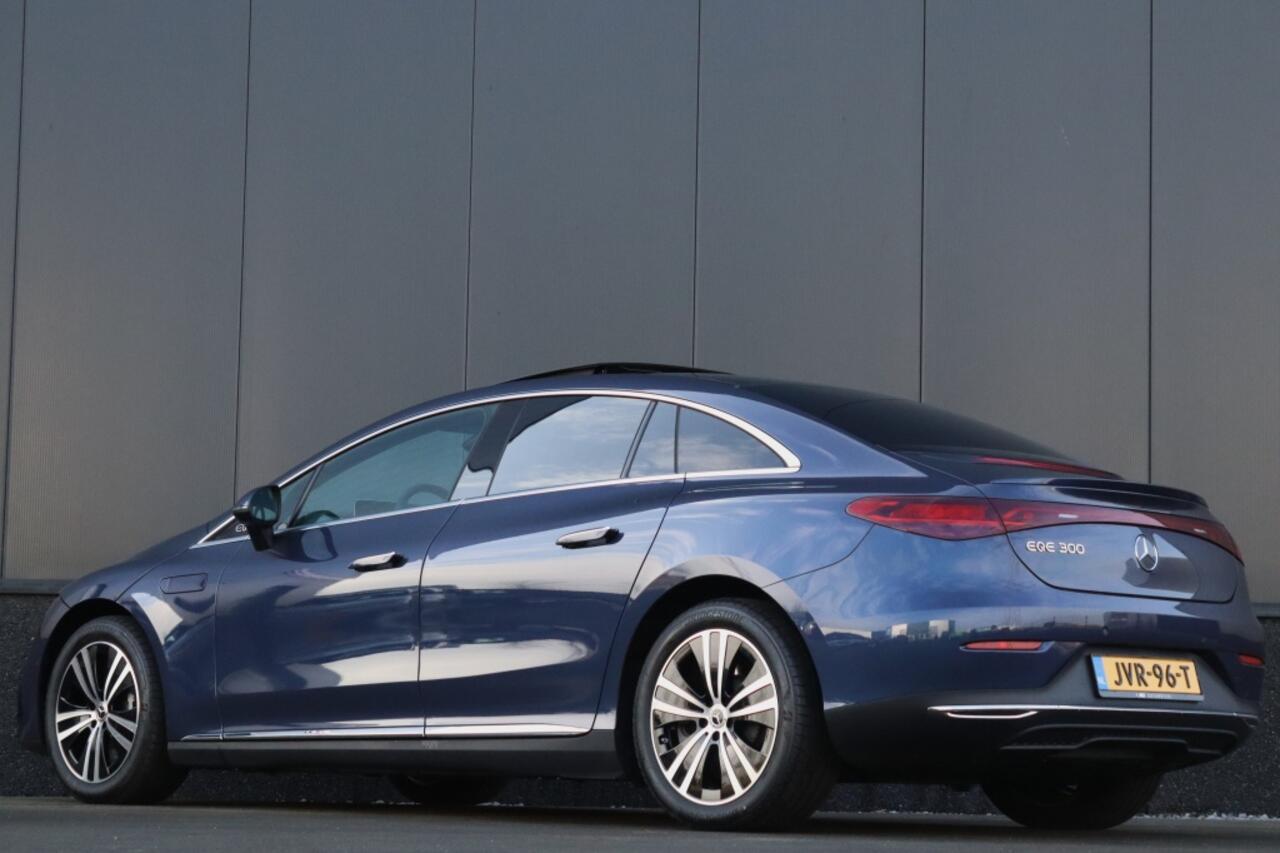 Mercedes-Benz EQE 300 Business Ed. Lim. 90 kWh Pano Leder