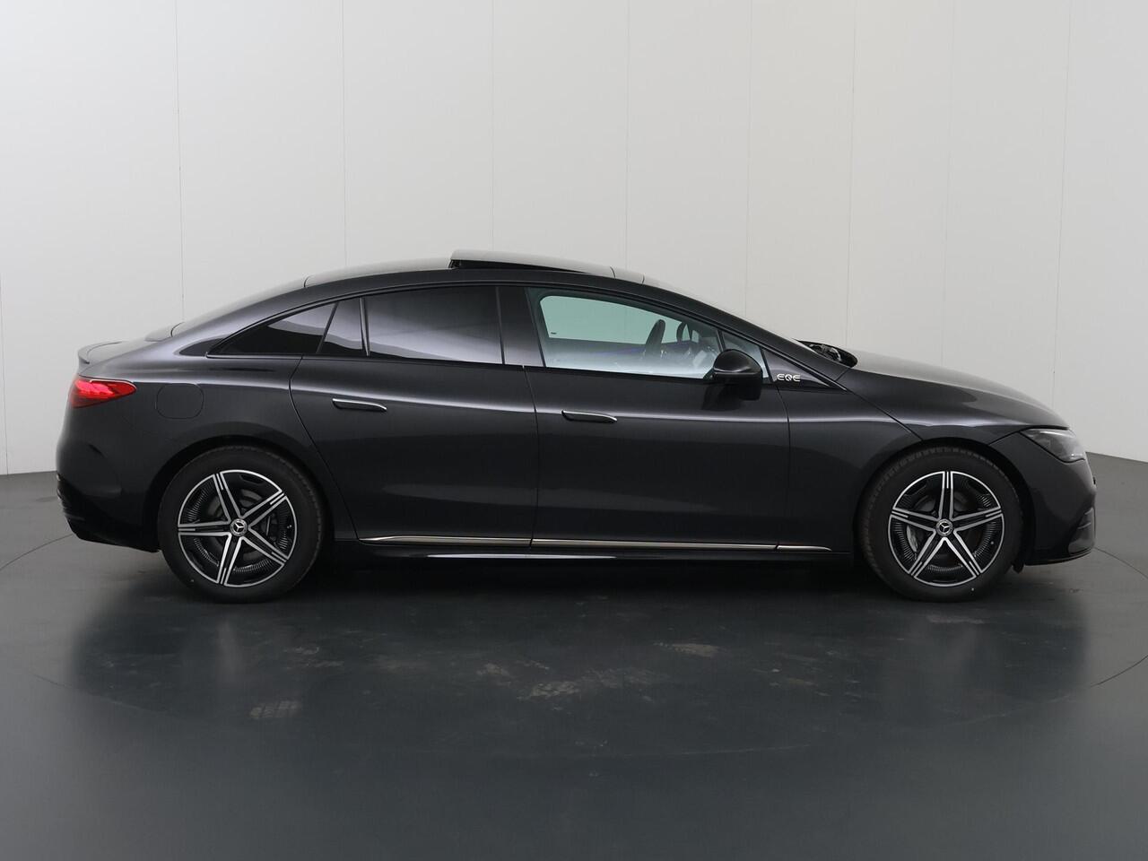 Mercedes-Benz EQE 350+ Long Range 91 kWh | AMG | Massage | Head up | Trekhaak | Panoramadak | Night pakket | Winter pakket | Burmester |
