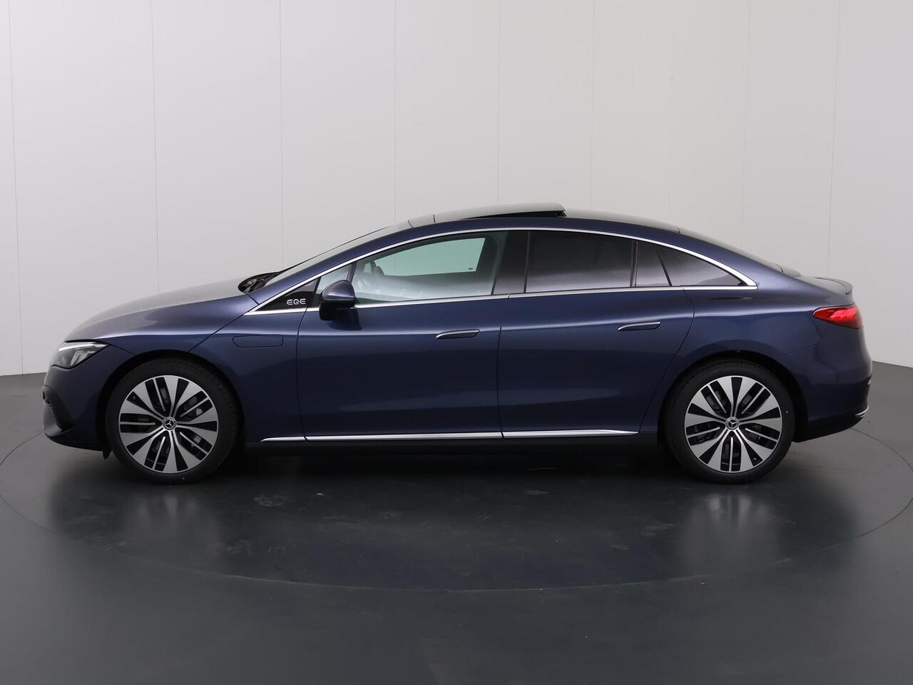 Mercedes-Benz EQE 300 Business Edition 89 kWh | Business Plus pakket | 20-Inch | Panoramadak | Privacy glas | 22kW AC-Lader | Memory | Easy-Pack