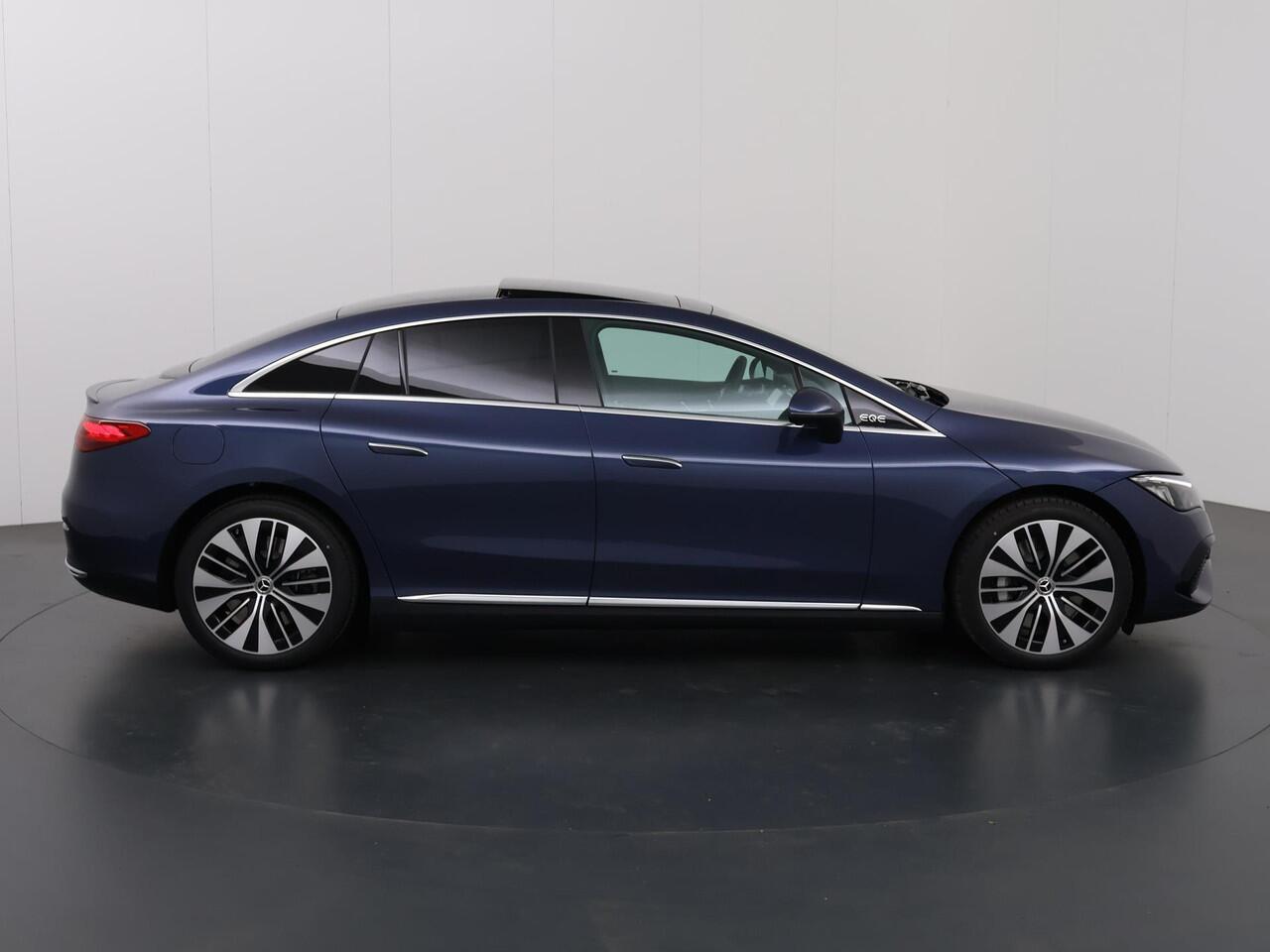 Mercedes-Benz EQE 300 Business Edition 89 kWh | Business Plus pakket | 20-Inch | Panoramadak | Privacy glas | 22kW AC-Lader | Memory | Easy-Pack