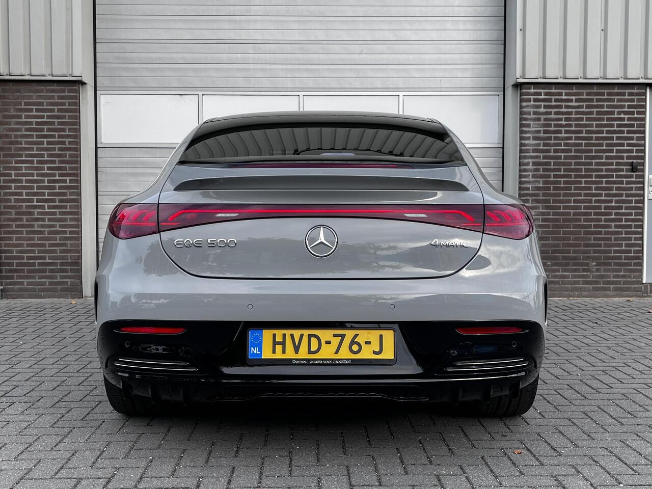 Mercedes-Benz EQE 500 4MATIC AMG Line | Premium Plus | Night Pakket | Rijassistentiepakket Plus | Panoramadak | HYPERSCREEN | 360° Camera | Achterasbesturing | AIRMATIC Luchtvering | Burmester 3D Surround | Head-up Display | DIGITAL LIGHT | Elektrisch Verstelbare Stoelen +