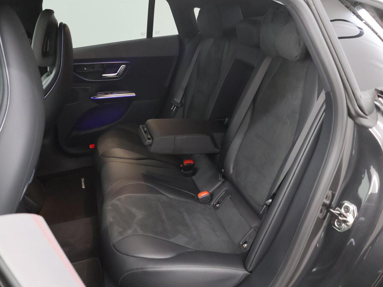 Mercedes-Benz EQE 300 Sport Edition 89 kWh | AMG Line | Panoramadak | Nightpakket | AIRMATIC | 21-Inch | Winterpakket | Burmester | Apple Car Play