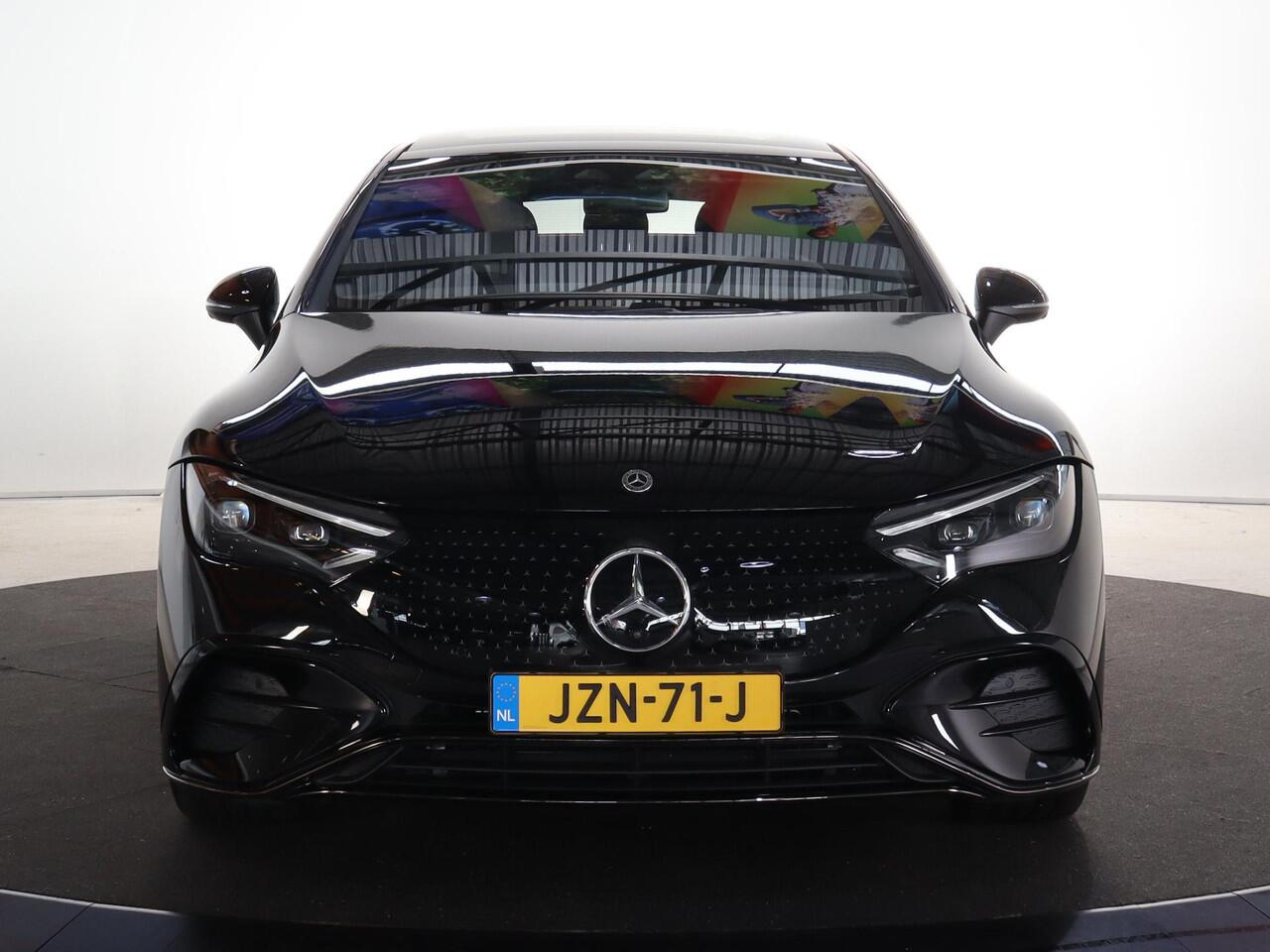 Mercedes-Benz EQE 300 Business Solution AMG 90 kWh | Panoramisch schuifdak | Burmester | AIRMATIC | MBUX augmented reality | Premium Pakket | Akoestisch comfortpakket |