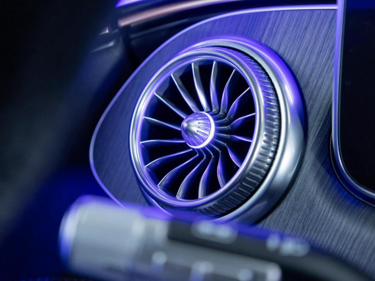 Mercedes-Benz EQS SUV 450+ AMG Line 7p 108 kWh Panorama dak | Trekhaak