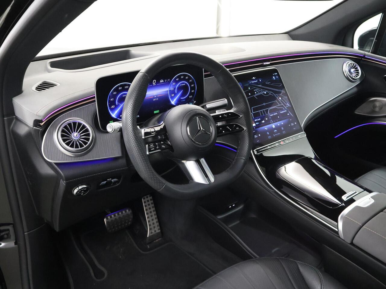 Mercedes-Benz EQS SUV 450 4MATIC AMG Line 108 kWh | Panoramadak | Burmester | 360 graden camera | Trekhaak | Airmatic | Head Up display | Digital Light |