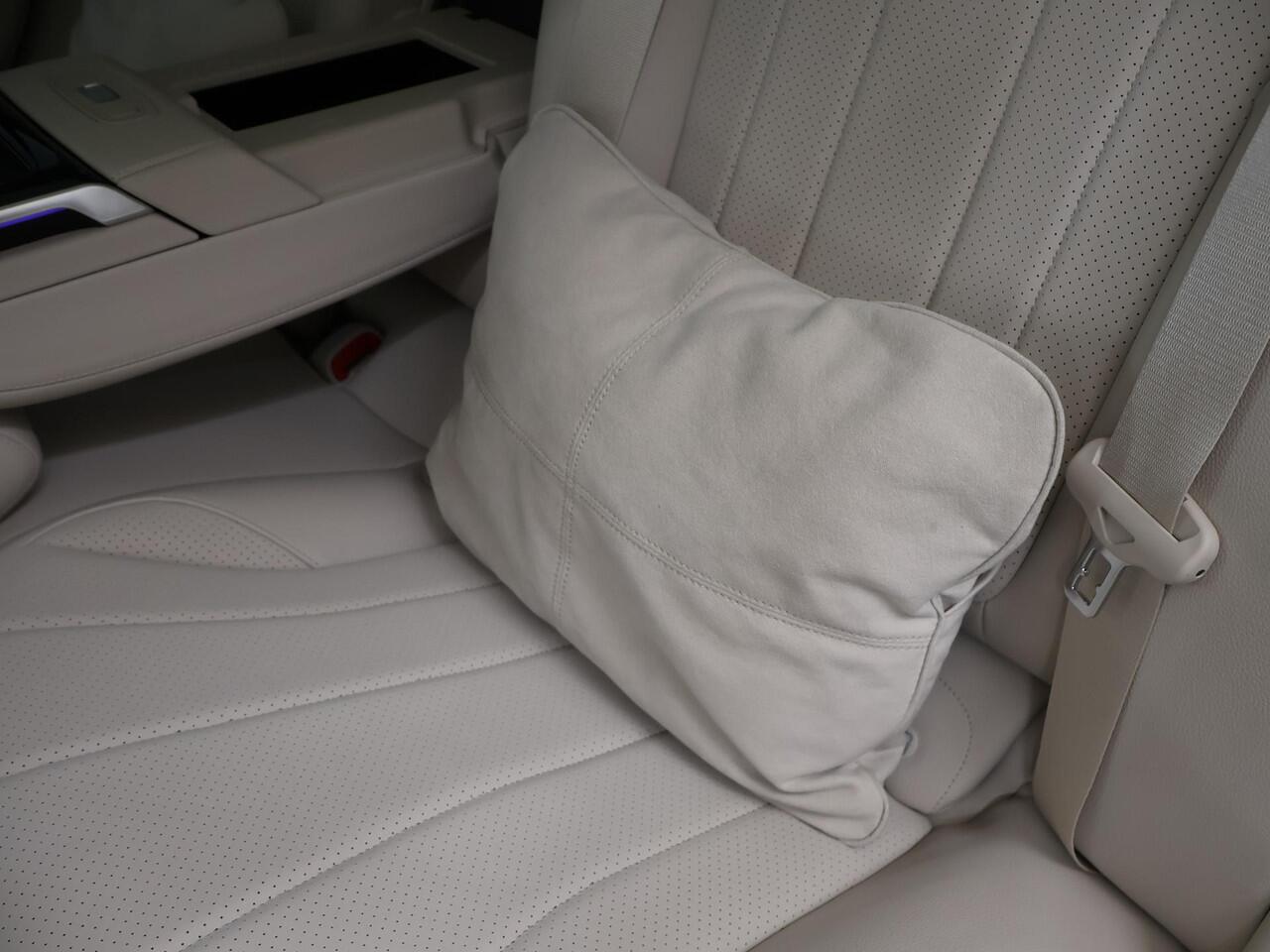 Mercedes-Benz EQS 450+ Business Line 108 kWh | Panoramadak | Memory | Trekhaak | Luchtvering | Distronic | Keyless |