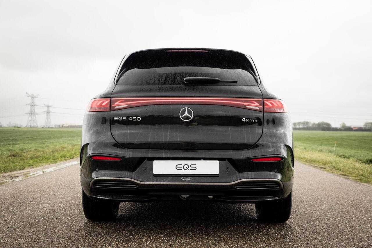 Mercedes-Benz EQS SUV 450 4MATIC 108 kWh AMG Line | Nieuwprijs ¤ 150.752 | Premium Plus Pakket | Panoramaschuifdak | Akoestiekcomfortpakket | Massagestoelen | Trekhaak | Softclose | Verwarmde Voorruit |