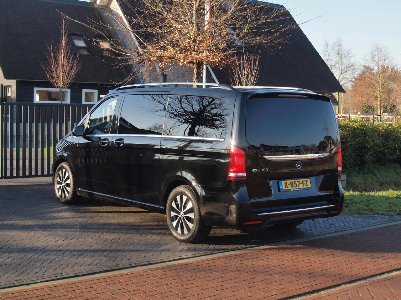 Mercedes-Benz EQV 300 L2 90 kWh | AVANTGARDE | 360 Camera | 7 Persoons uitvoering | Elektrische Schuifdeuren | Burmester® surround |