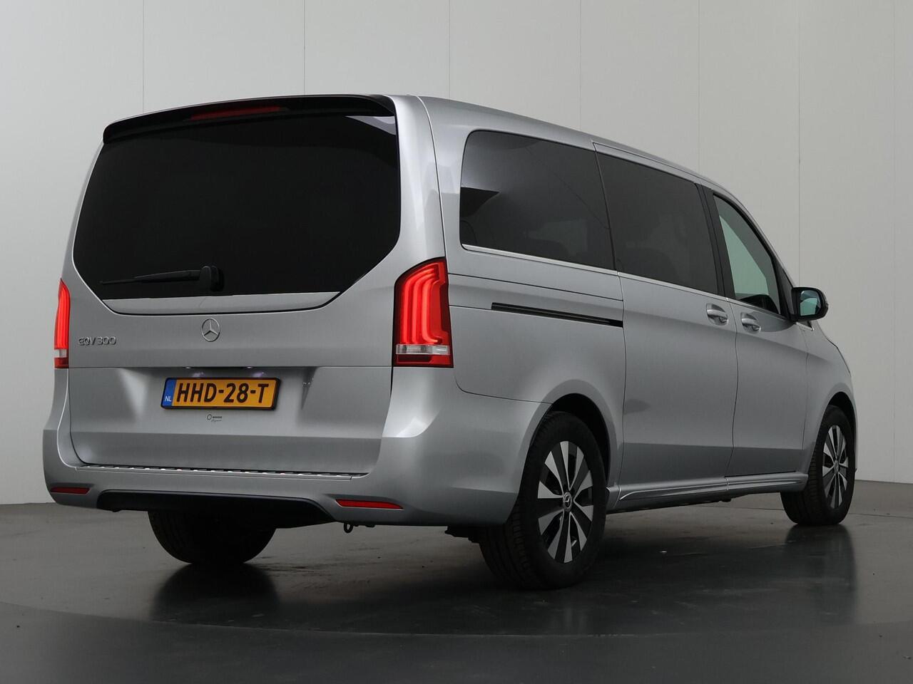 Mercedes-Benz EQV 300 90 kWh | L2 | AVANTGARDE | 6-ZITS | LED VERLICHTING | NAVIGATIE | METALLIC | MBUX | SPIEGEL PAKKET | STOELVERWARMING | LEREN BEKLEDING | DODEHOEKASSISTENT | CRUISE CONTROL | CLIMATE CONTROL