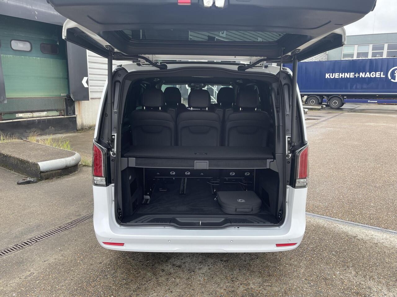 Mercedes-Benz EQV 300 L2 90 kWh 7 pers | Cruise Control | Elektrische schuifdeuren | Multibeam Led