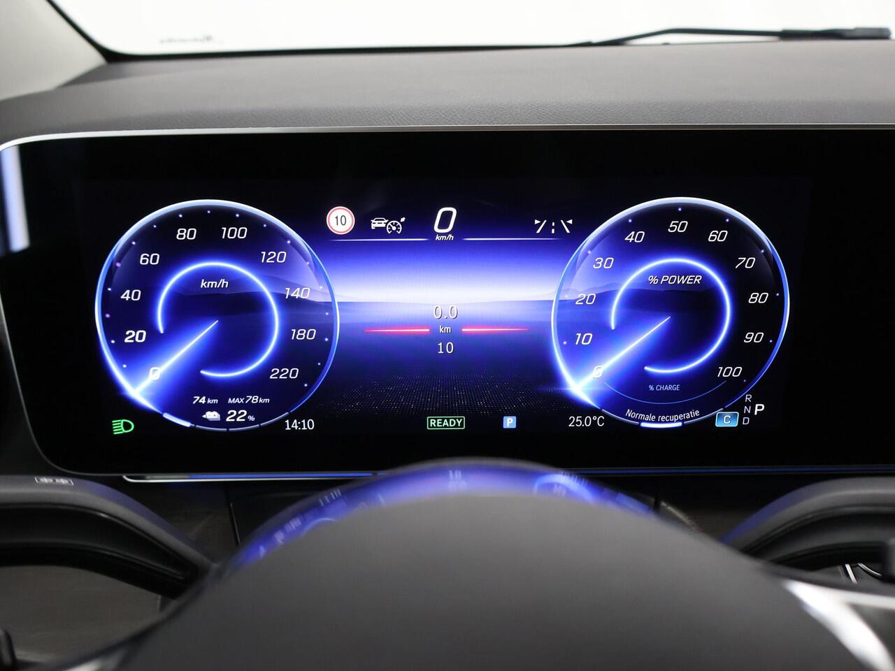 Mercedes-Benz EQV 300 L2 Avantgarde 90 kWh | Burmester | MultiBeam LED | Stoelverwarming | Navigatie | 360 camera | Climate Control | Cruise Control | Dodehoekassistent |