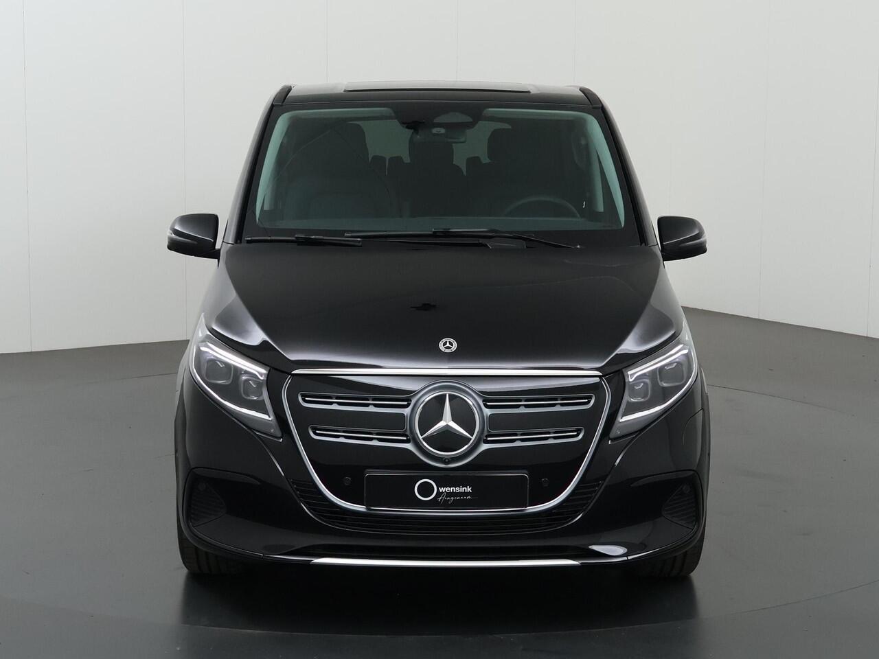 Mercedes-Benz EQV 300 L2 Avantgarde 90 kWh | Burmester | MultiBeam LED | Stoelverwarming | Navigatie | 360 camera | Climate Control | Cruise Control | Dodehoekassistent |