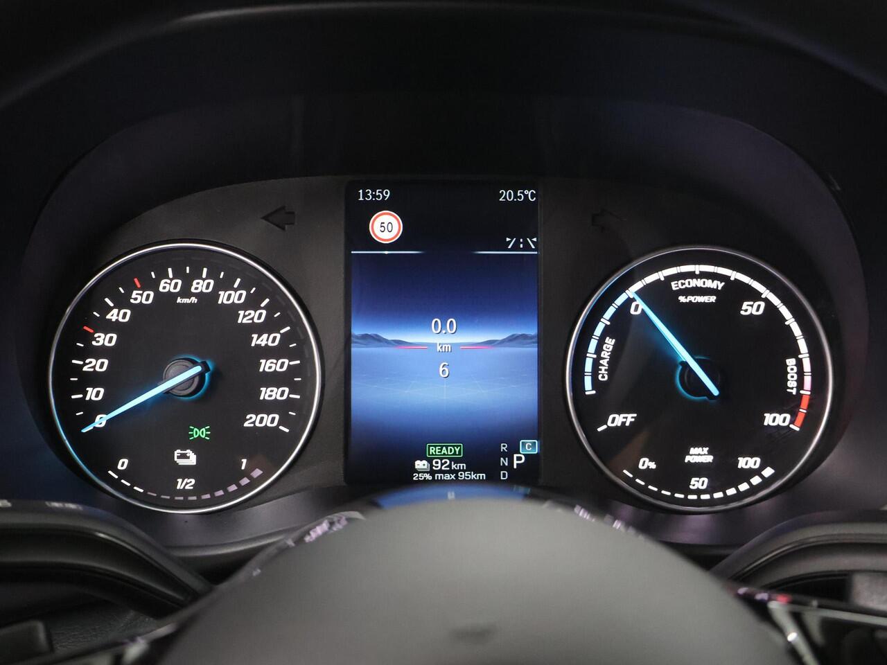 Mercedes-Benz EVITO TOURER 129 L2 PRO 90kWh | Snelladen 110 KWh | Achteruitrijcamera | Parkeerpakket | Comfortbestuurdersstoel | Dodehoekassistent | 8 Zitplaatsen | 360KM Range |