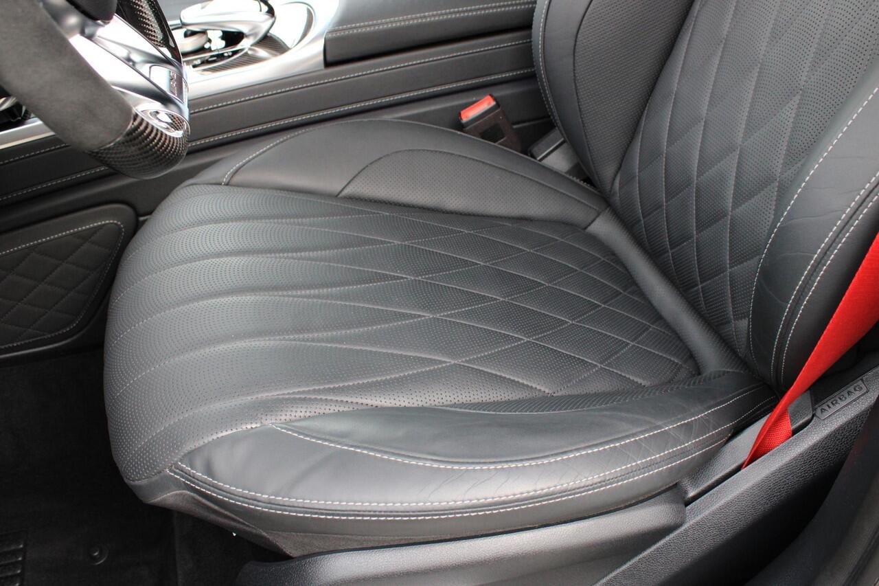 Mercedes-Benz G-KLASSE 63 Edition 1 Magno Zwart | Distronic | Carbon Pakket | Schuifdak | Burmester | Sfeerverlichting | 360 Camera | Origineel Nederlands