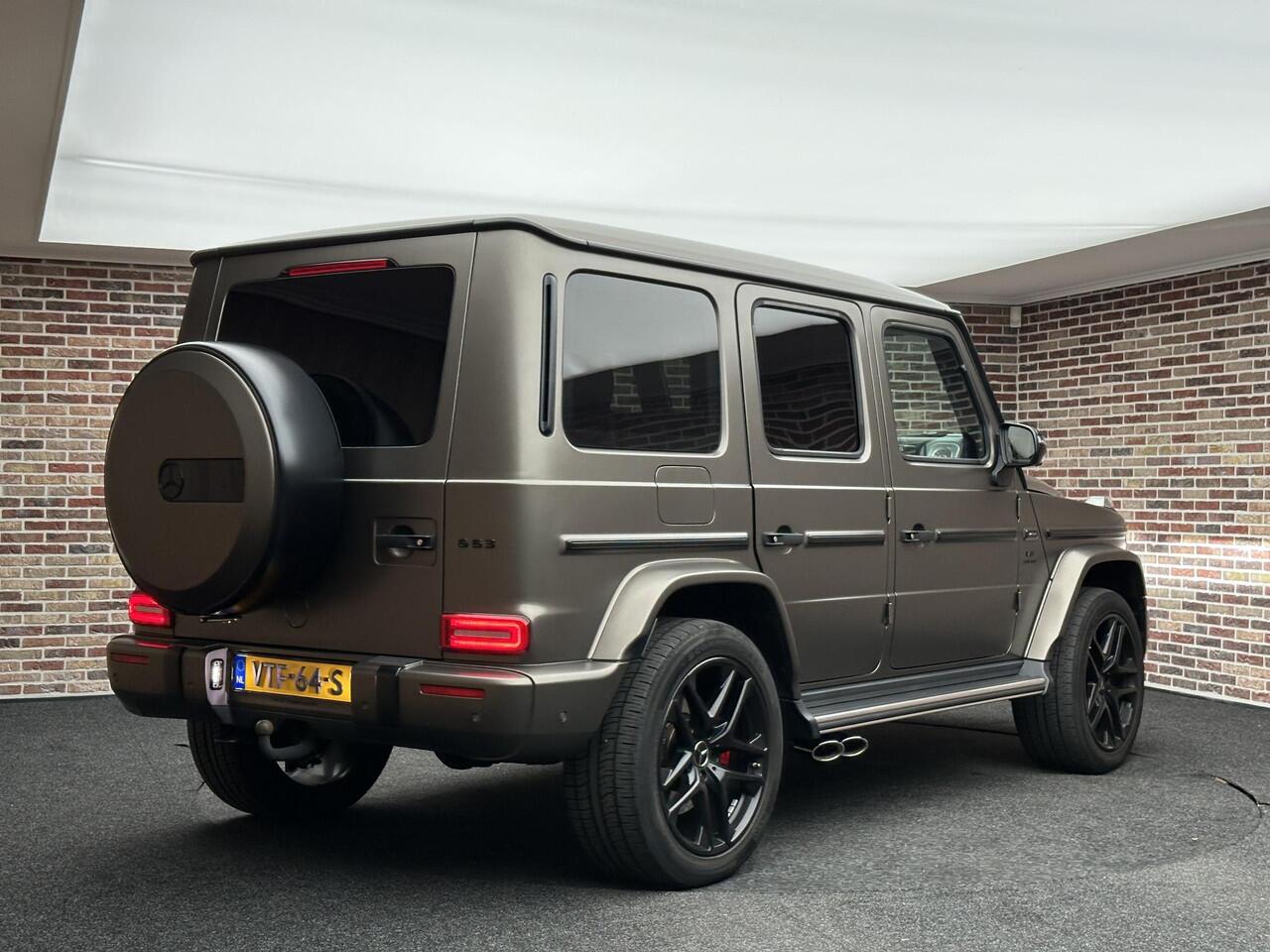 Mercedes-Benz G-KLASSE 63 | Dak| Massage| Burmester| BTW| Grijs kenteken|