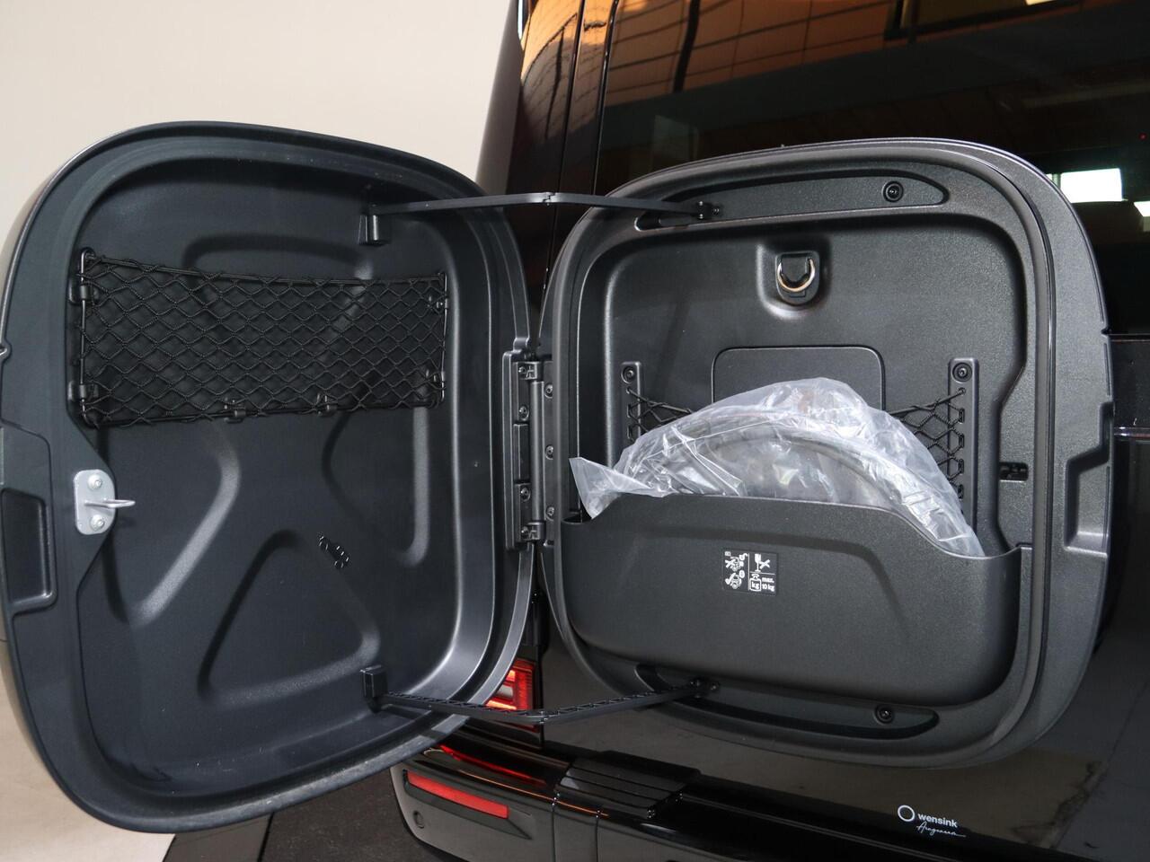 Mercedes-Benz G-KLASSE 580 met EQ-Technologie Edition One 116 kWh | AMG | Massage | Schuifdak | Stoelkoeling | Night pakket |