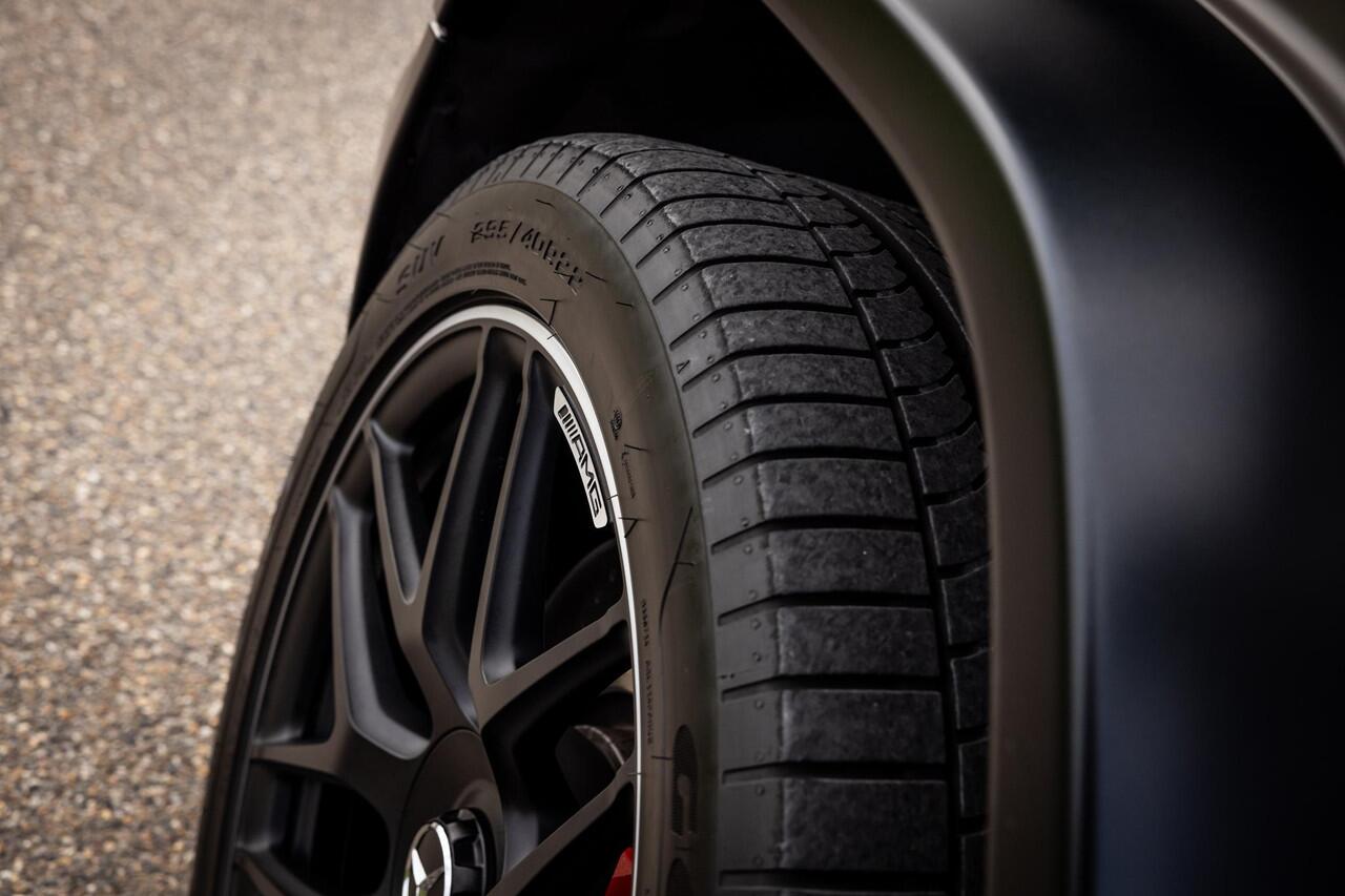 Mercedes-Benz G-KLASSE AMG 63 | Carbon| Donker Olijf Magno | AMG Performance pakket | AMG Nightpakket II | 22-Inch AMG Kruisspaaks | in Consignatie